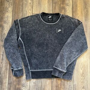 Nike Women’s Distressed Crewneck Sweatshirt